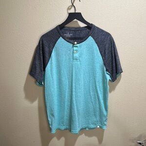 American Eagle Outfitters Gray and Blue Short Sleeve Tee